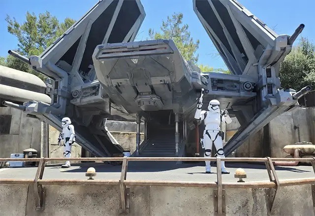 Star Wars: Galaxy's Edge, Disneyland Resort Park, CA, United States, Disneyland California Tour Guide