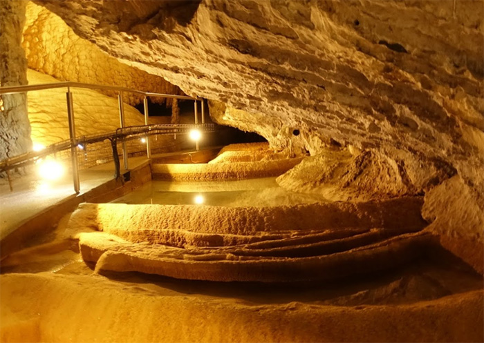 Marakoopa Cave Tasmania Australia